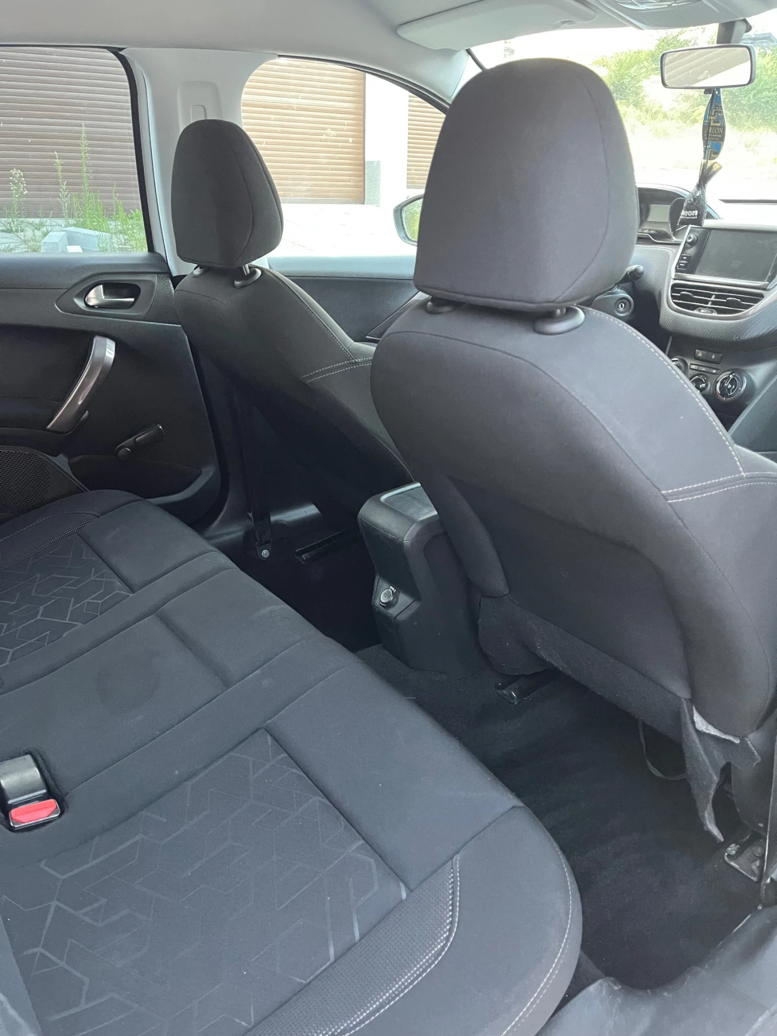 Peugeot 2008  - изображение 8 | Auto.bg Peugeot 2008  - изображение 8