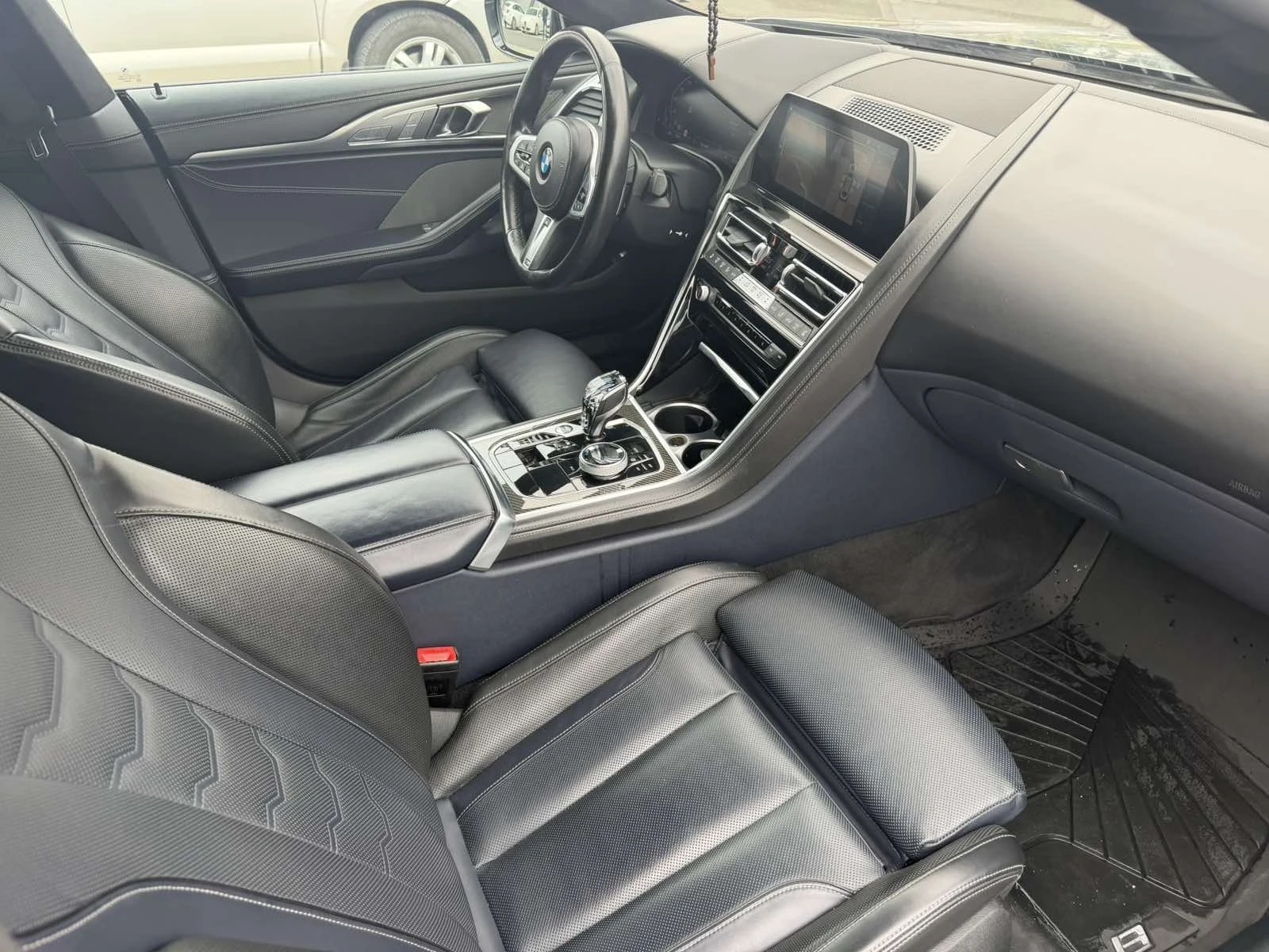 BMW 850 M850i xDrive Grand Coupe - изображение 6 | Auto.bg BMW 850 M850i xDrive Grand Coupe - изображение 6