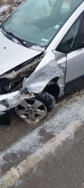 Fiat Sedici - 1200 € / 2347.00 лв. - 83797760 2 | Car24.bg Fiat Sedici - 1200 € / 2347.00 лв. - 83797760 2