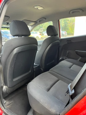 Hyundai I30 - 1600 € - 89595518 8 | Car24.bg Hyundai I30 - 1600 € - 89595518 8
