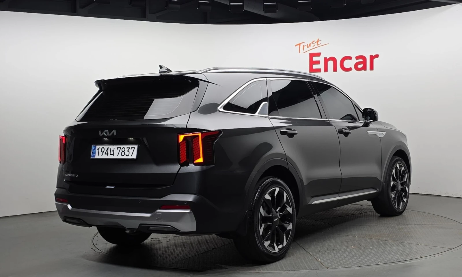 Kia Sorento Diesel 2.2 2Wd - изображение 2 | Auto.bg Kia Sorento Diesel 2.2 2Wd - изображение 2