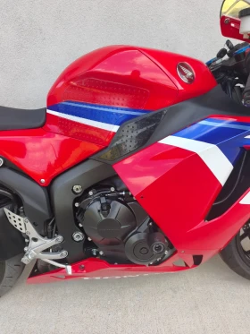 Honda Cbr 600 RR, HRC, 2026 година, ЛИЗИНГ | Auto.bg — изображение 5 Honda Cbr 600 RR, HRC, 2026 година, ЛИЗИНГ | Auto.bg — изображение 5