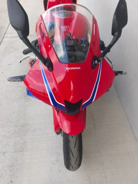 Honda Cbr 600 RR, HRC, 2026 година, ЛИЗИНГ | Auto.bg — изображение 10 Honda Cbr 600 RR, HRC, 2026 година, ЛИЗИНГ | Auto.bg — изображение 10