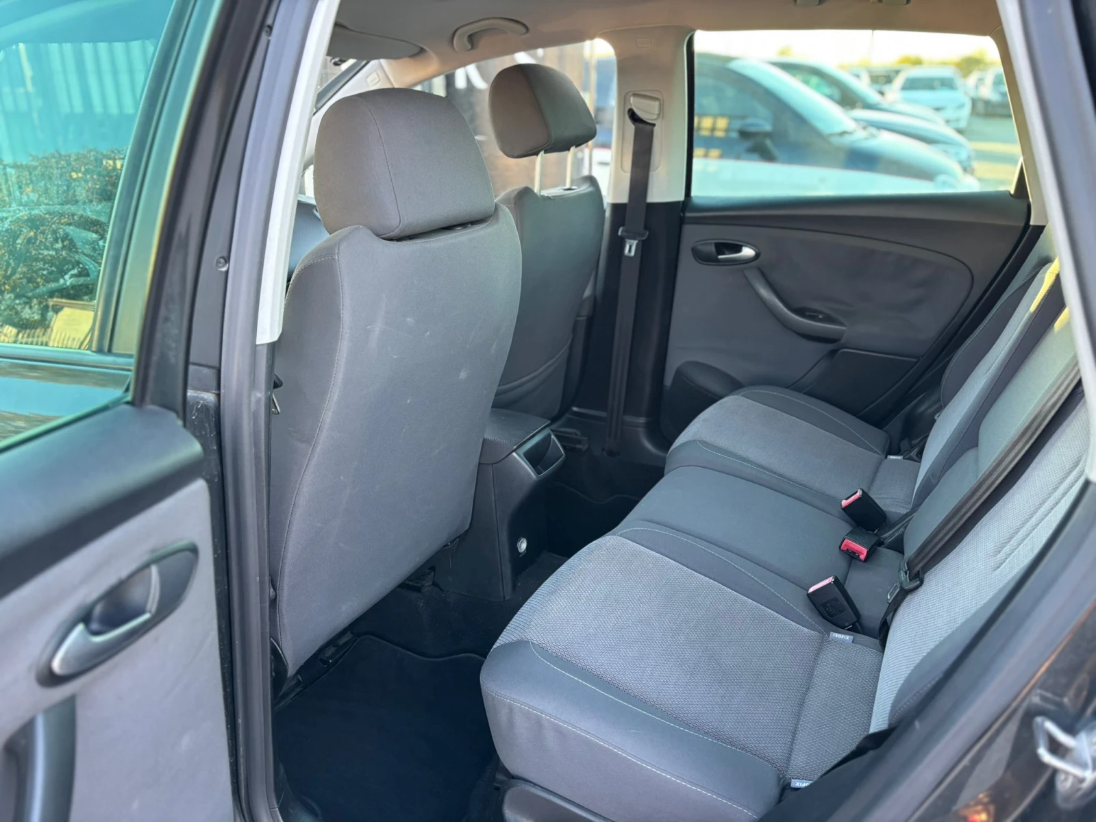 Seat Altea / 2.0 TDI / 140 HP / NAVI / TOP /  - изображение 10 | Auto.bg Seat Altea / 2.0 TDI / 140 HP / NAVI / TOP /  - изображение 10