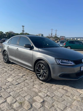 VW Jetta 2.0 Бензин