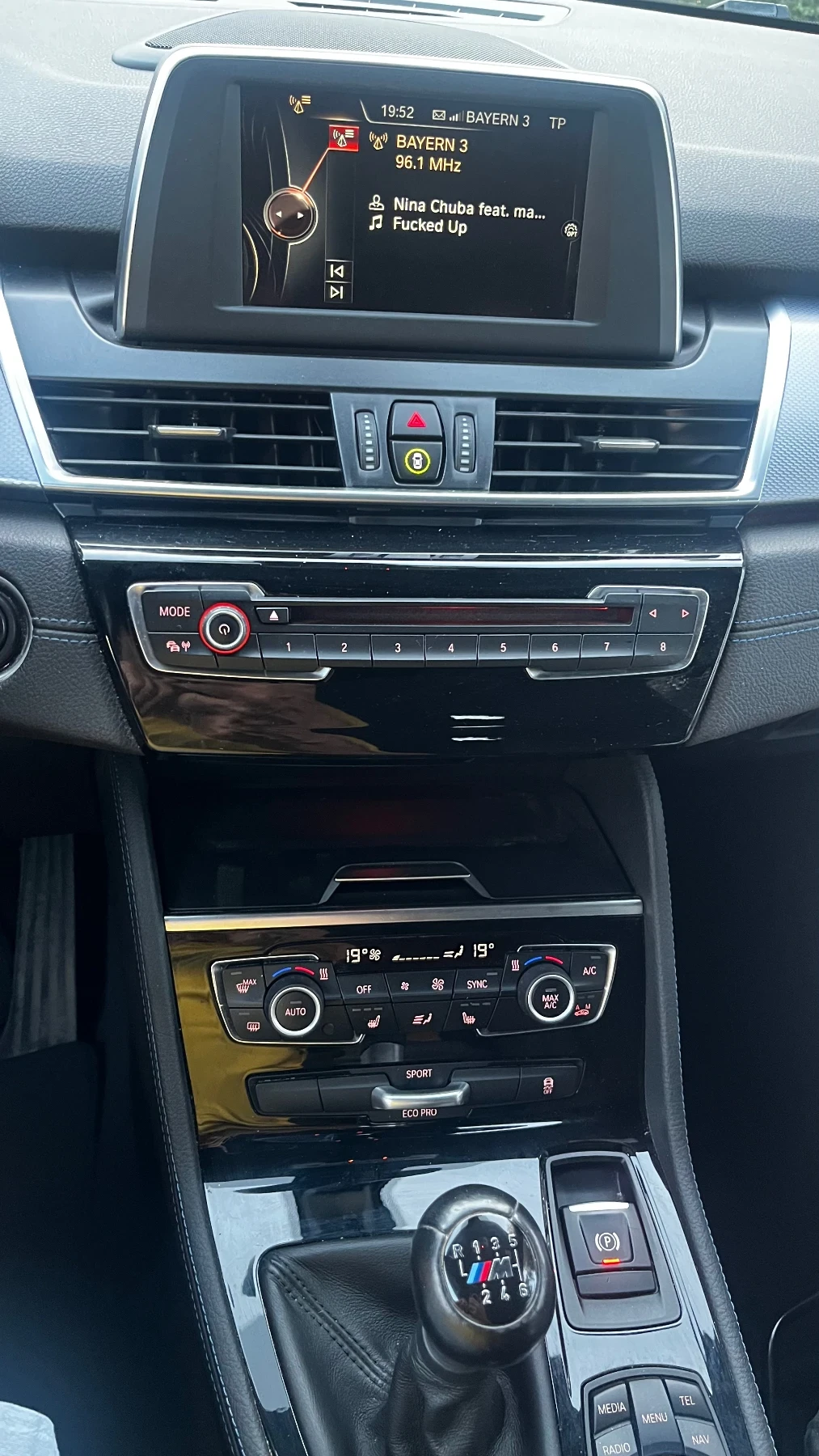 BMW 2 Active Tourer 218d M Sport , Panorama  - изображение 6 | Auto.bg BMW 2 Active Tourer 218d M Sport , Panorama  - изображение 6