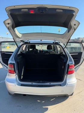 Mercedes-Benz 180 - 3500 € / 6845.40 лв. - 41714036 7 | Car24.bg Mercedes-Benz 180 - 3500 € / 6845.40 лв. - 41714036 7