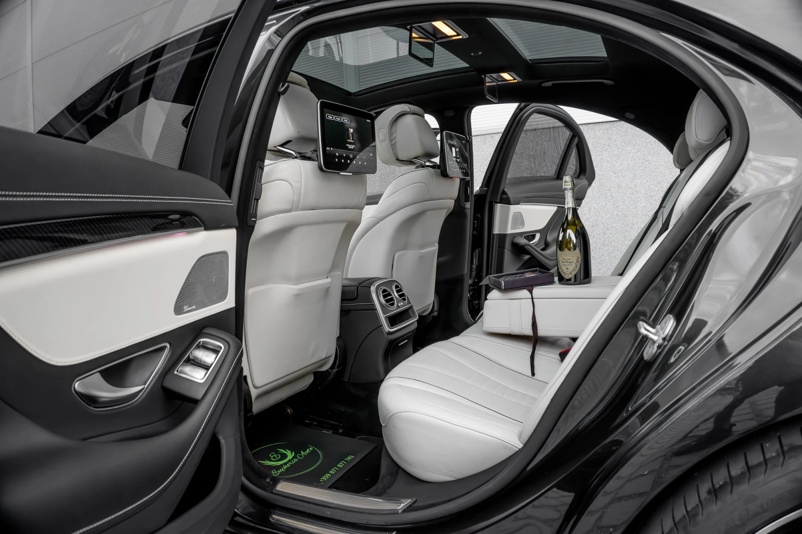 Mercedes-Benz S 350 d* 4MATIC* AMG* EXCLUSIVE* PANO* 3XTV* CARBON* FUL - изображение 10 | Auto.bg Mercedes-Benz S 350 d* 4MATIC* AMG* EXCLUSIVE* PANO* 3XTV* CARBON* FUL - изображение 10