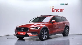 Volvo V60 CROSS COUNTRY* T5 PRO* AWD* МАСАЖ* 360* ХЕДЪП*