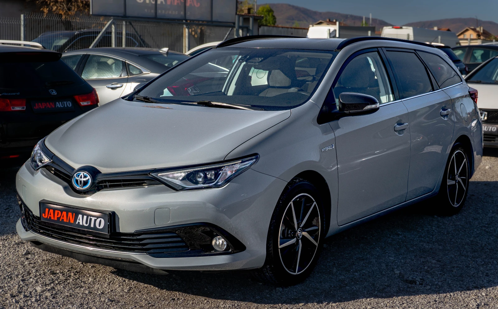 Toyota Auris 1.8 Hybrid NARDO GREY ТОП! С ГАРАНЦИЯ! | Auto.bg — изображение 1 Toyota Auris 1.8 Hybrid NARDO GREY ТОП! С ГАРАНЦИЯ! | Auto.bg — изображение 1