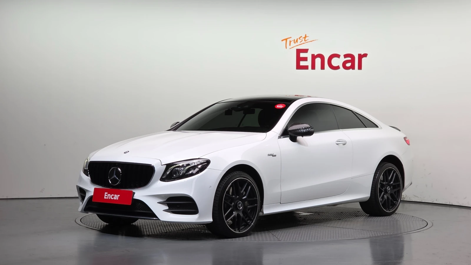Mercedes-Benz E 400 4MATIC Coupe | Auto.bg — изображение 1 Mercedes-Benz E 400 4MATIC Coupe | Auto.bg — изображение 1