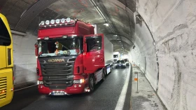 Scania R 560 undefined | Auto.bg — изображение 2 Scania R 560 undefined | Auto.bg — изображение 2