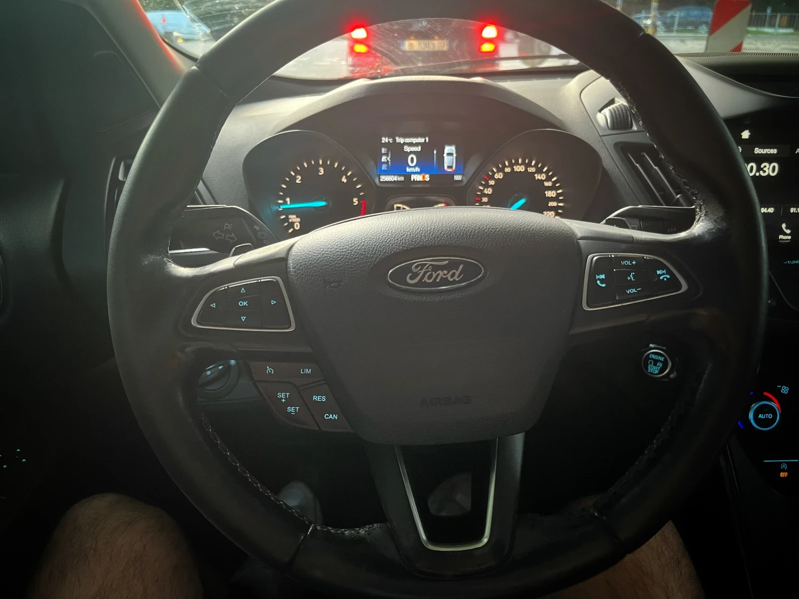 Ford Kuga 2.0 TDCi 150 hp 4x4 Обслужен - изображение 10 | Auto.bg Ford Kuga 2.0 TDCi 150 hp 4x4 Обслужен - изображение 10