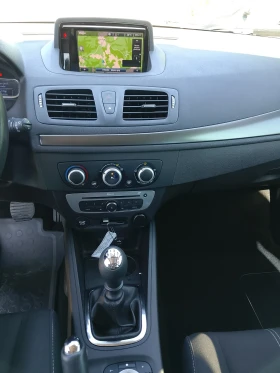 Renault Megane 1.5-D-E-5-ИТАЛИЯ-NAVI-КЛИМАТРОНИК - 4499 € - 86792959 12 | Car24.bg Renault Megane 1.5-D-E-5-ИТАЛИЯ-NAVI-КЛИМАТРОНИК - 4499 € - 86792959 12