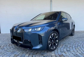BMW iX 60/xDrive/FACELIFT/M-SPORT/360/HUD/MASS/H&K/ОБДУХ/ - 70980 € - 71441826 2 | Car24.bg BMW iX 60/xDrive/FACELIFT/M-SPORT/360/HUD/MASS/H&K/ОБДУХ/ - 70980 € - 71441826 2