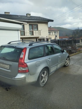Volvo V50 - 2300 € / 4498.41 лв. - 69168424 2 | Car24.bg Volvo V50 - 2300 € / 4498.41 лв. - 69168424 2