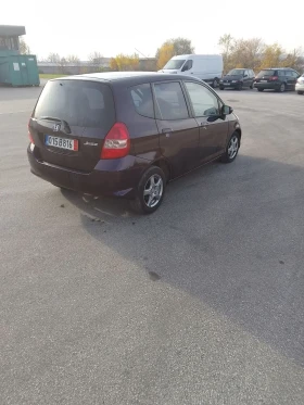 Honda Jazz 1.4/unikat - 4200 лв. / 2147.43 € - 50848965 6 | Car24.bg Honda Jazz 1.4/unikat - 4200 лв. / 2147.43 € - 50848965 6