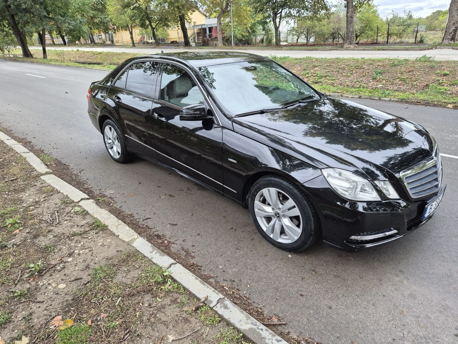 Mercedes-Benz E 220  - изображение 3 | Auto.bg Mercedes-Benz E 220  - изображение 3