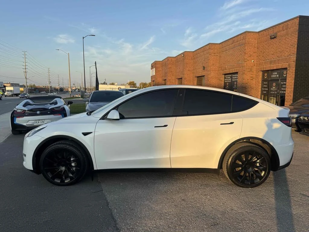 Tesla Model Y LONG RANGE AWD  - изображение 5 | Auto.bg Tesla Model Y LONG RANGE AWD  - изображение 5