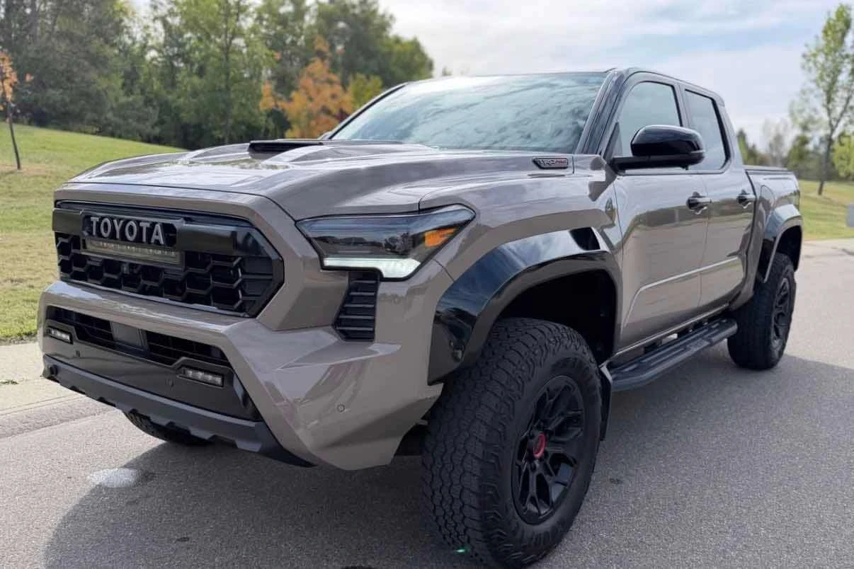 Toyota Tacoma * Hybrid * АВТОКРЕДИТ БЕЗ ПЪРВОНАЧАЛНА В НОСКА* | Auto.bg — изображение 1 Toyota Tacoma * Hybrid * АВТОКРЕДИТ БЕЗ ПЪРВОНАЧАЛНА В НОСКА* | Auto.bg — изображение 1