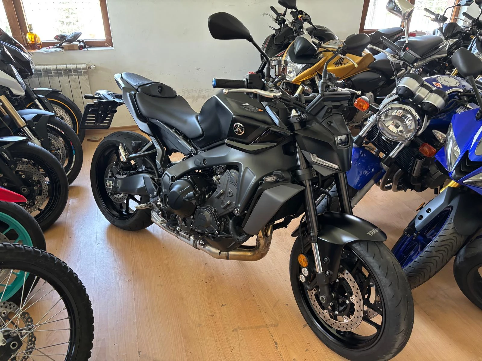 Yamaha Mt-09 undefined | Auto.bg — изображение 1 Yamaha Mt-09 undefined | Auto.bg — изображение 1