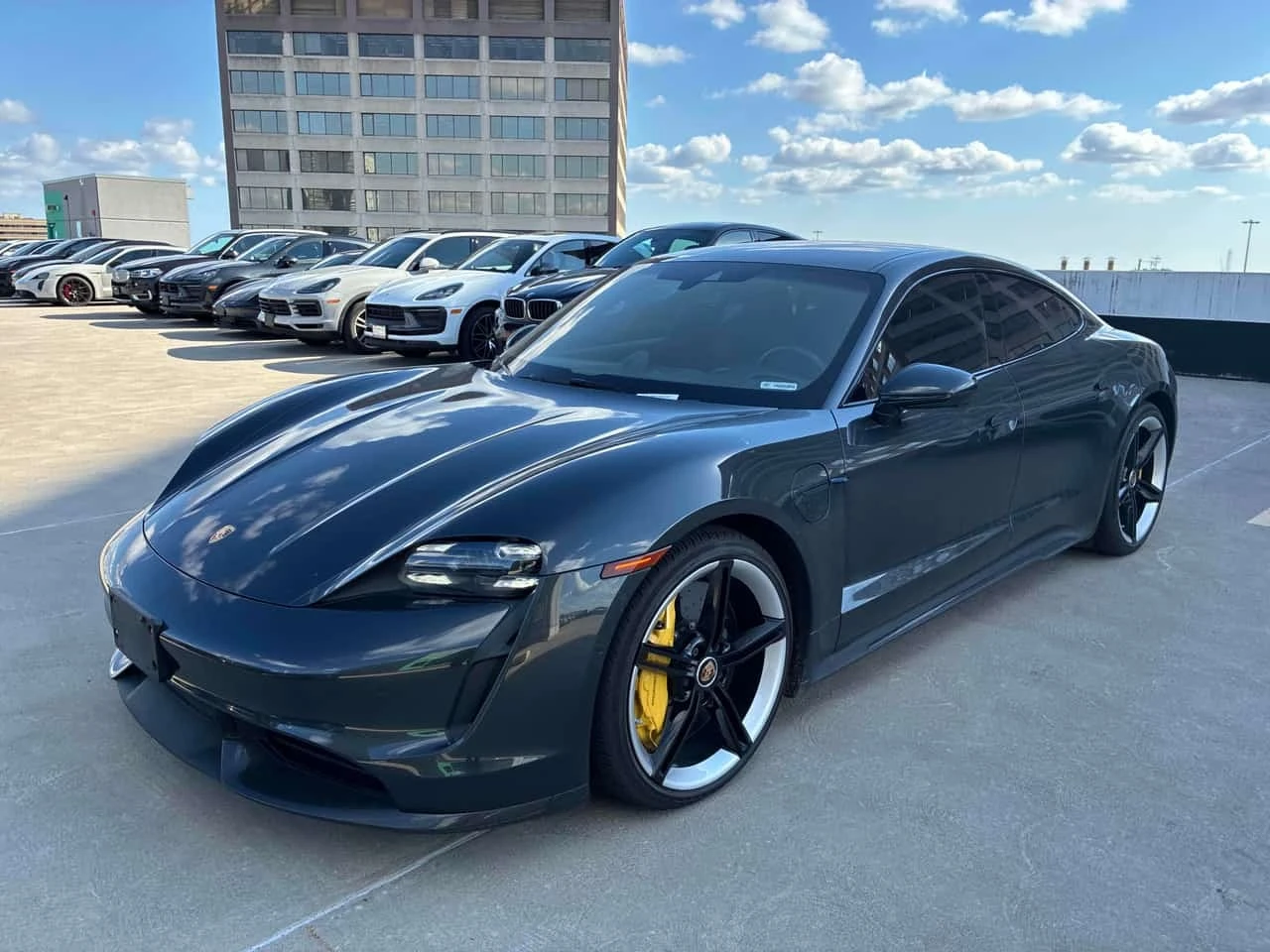 Porsche Taycan Turbo S Sedan / 360 / Distronic / Bose / Carfax | Auto.bg — изображение 1 Porsche Taycan Turbo S Sedan / 360 / Distronic / Bose / Carfax | Auto.bg — изображение 1