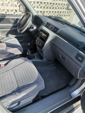 Honda Cr-v 1-ва генерация газ-бензин - 3000 € / 5867.49 лв. - 79808002 5 | Car24.bg Honda Cr-v 1-ва генерация газ-бензин - 3000 € / 5867.49 лв. - 79808002 5