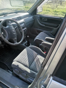 Honda Cr-v 1-ва генерация газ-бензин - 3000 € / 5867.49 лв. - 79808002 4 | Car24.bg Honda Cr-v 1-ва генерация газ-бензин - 3000 € / 5867.49 лв. - 79808002 4