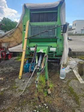 Балировачка John Deere 550
