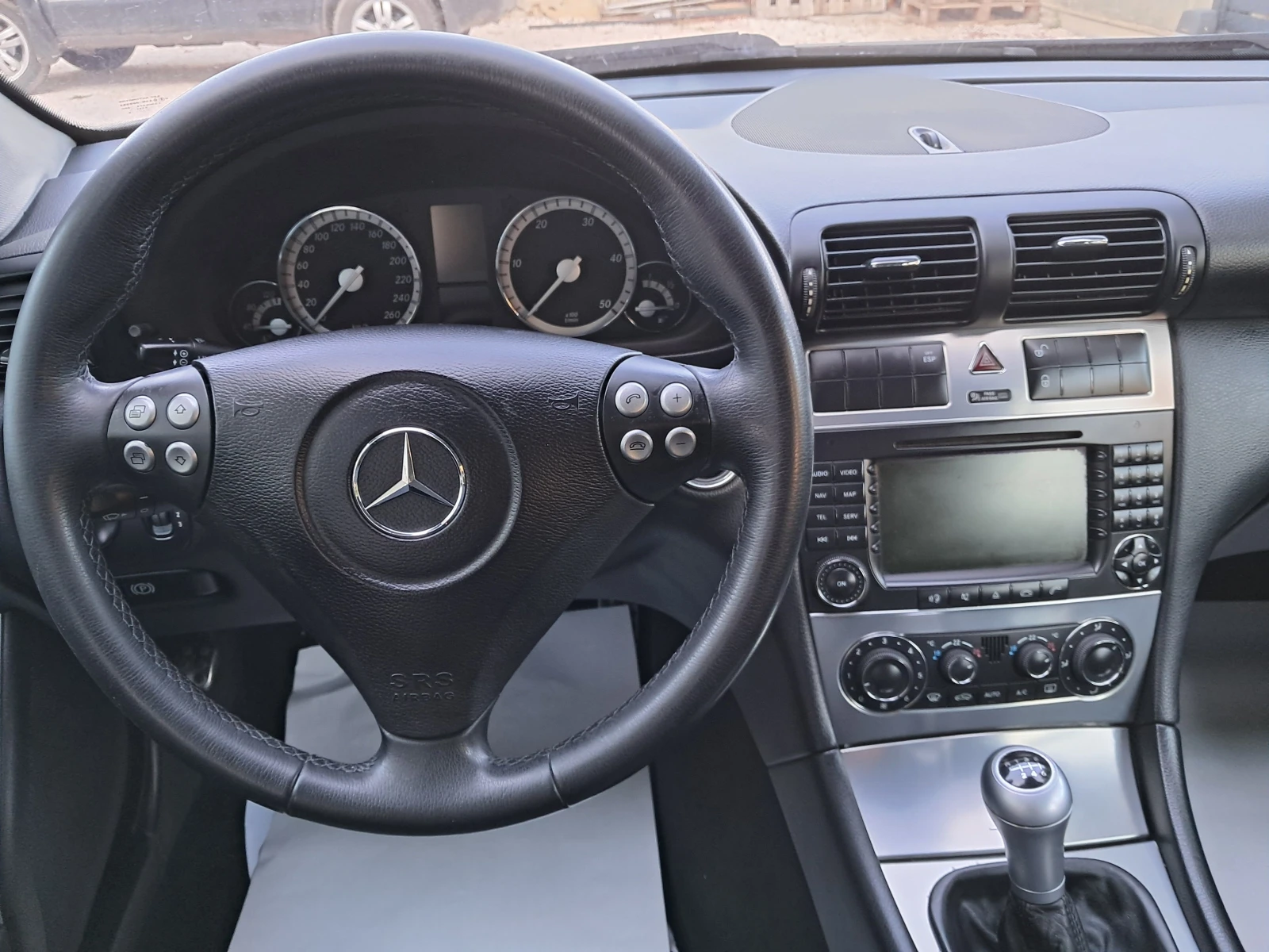 Mercedes-Benz C 220 CDI-SPORT EDITION-91000 км. - изображение 9 | Auto.bg Mercedes-Benz C 220 CDI-SPORT EDITION-91000 км. - изображение 9