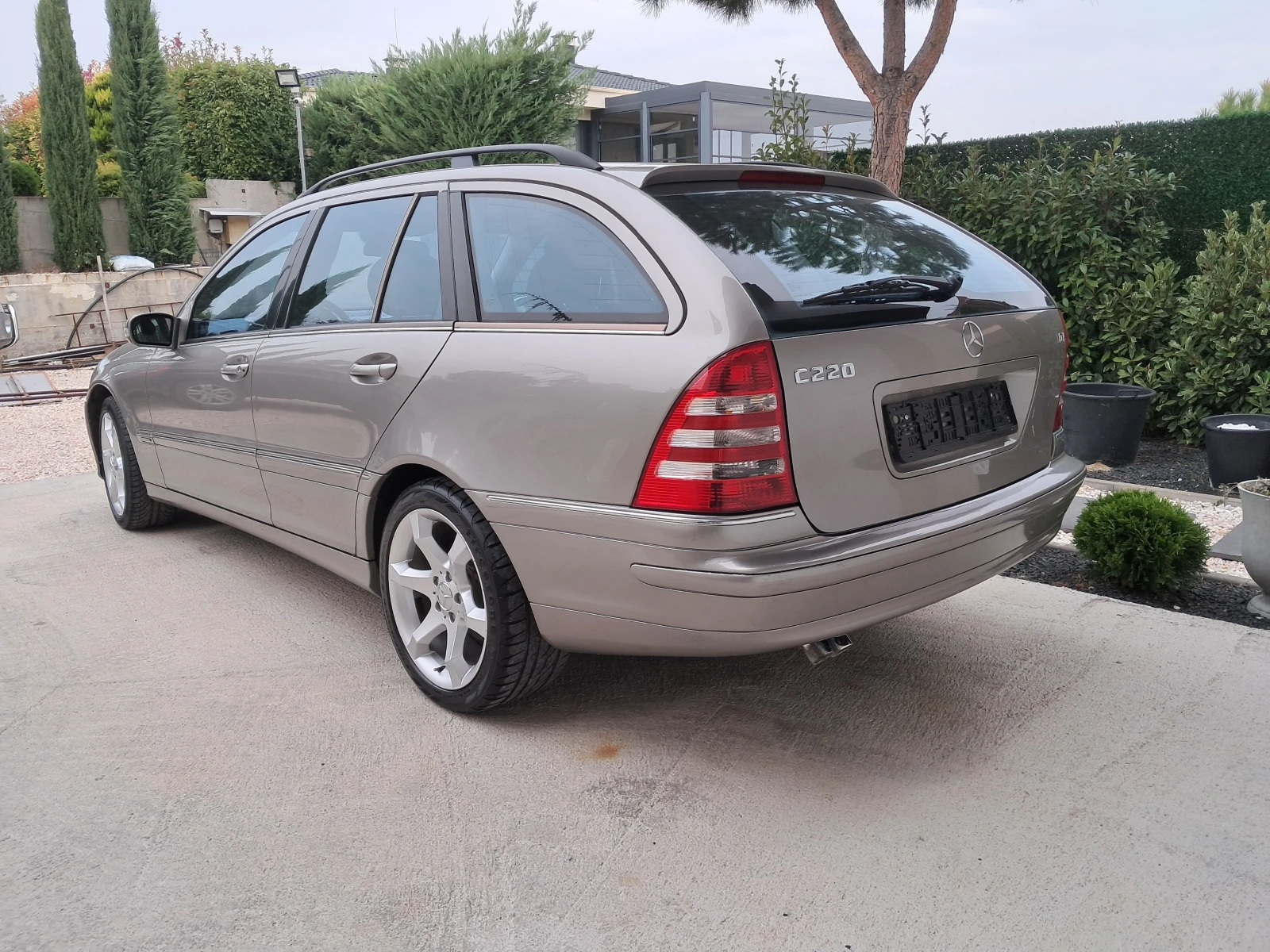 Mercedes-Benz C 220 CDI-SPORT EDITION-91000 км. - изображение 3 | Auto.bg Mercedes-Benz C 220 CDI-SPORT EDITION-91000 км. - изображение 3