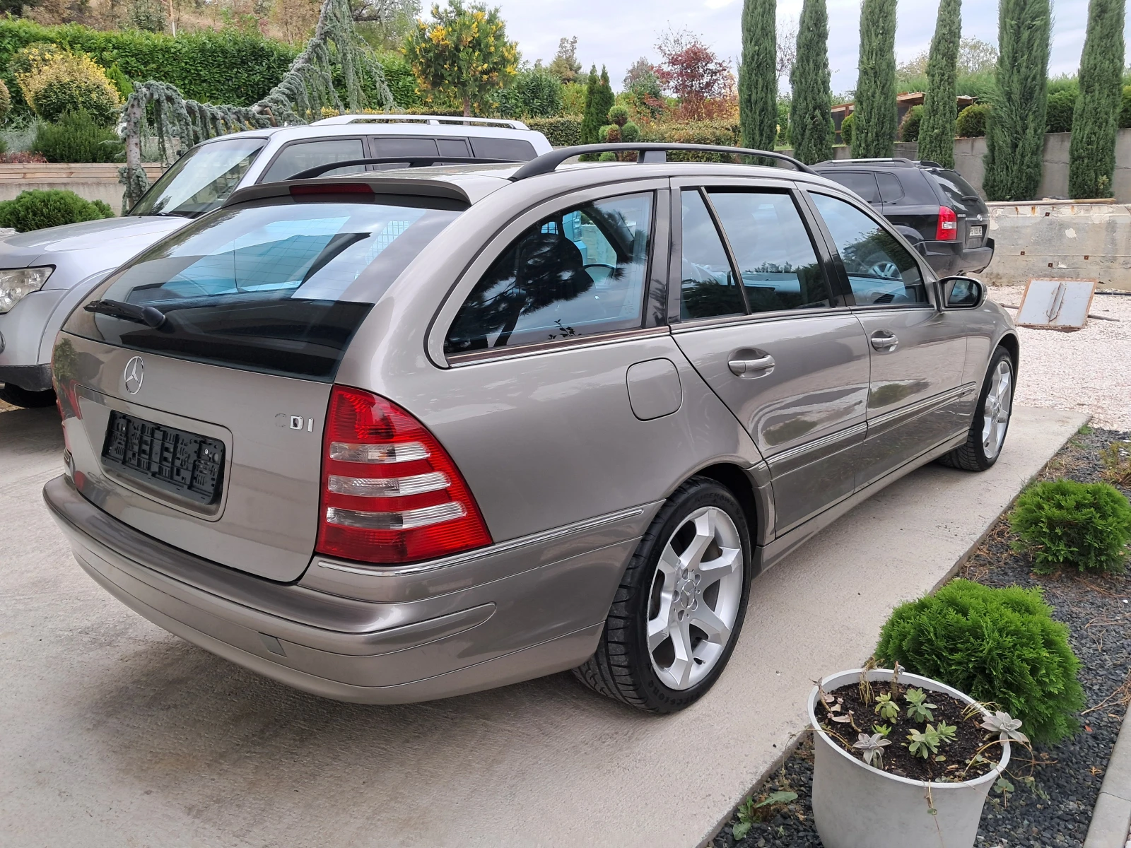 Mercedes-Benz C 220 CDI-SPORT EDITION-91000 км. - изображение 4 | Auto.bg Mercedes-Benz C 220 CDI-SPORT EDITION-91000 км. - изображение 4