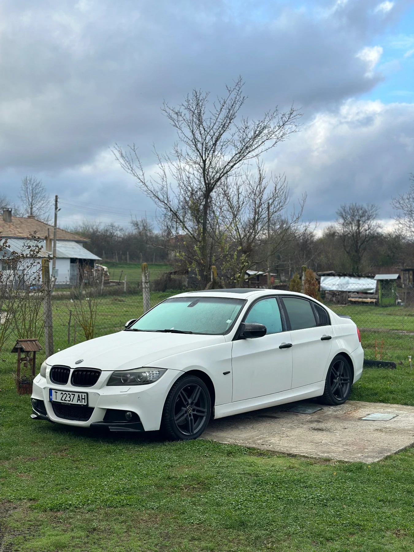 BMW 320 undefined | Auto.bg — изображение 1 BMW 320 undefined | Auto.bg — изображение 1