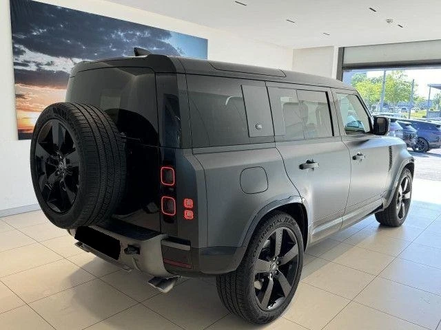 Land Rover Defender P525 CARPATHIAN EDITION/MERIDIAN/PANO/HEAD UP/ - изображение 3 | Auto.bg Land Rover Defender P525 CARPATHIAN EDITION/MERIDIAN/PANO/HEAD UP/ - изображение 3