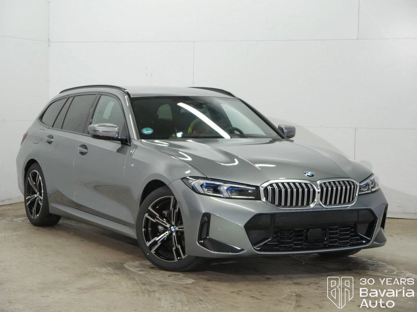 BMW 318 i Touring M Sport Paket Steptronic - изображение 4 | Auto.bg BMW 318 i Touring M Sport Paket Steptronic - изображение 4