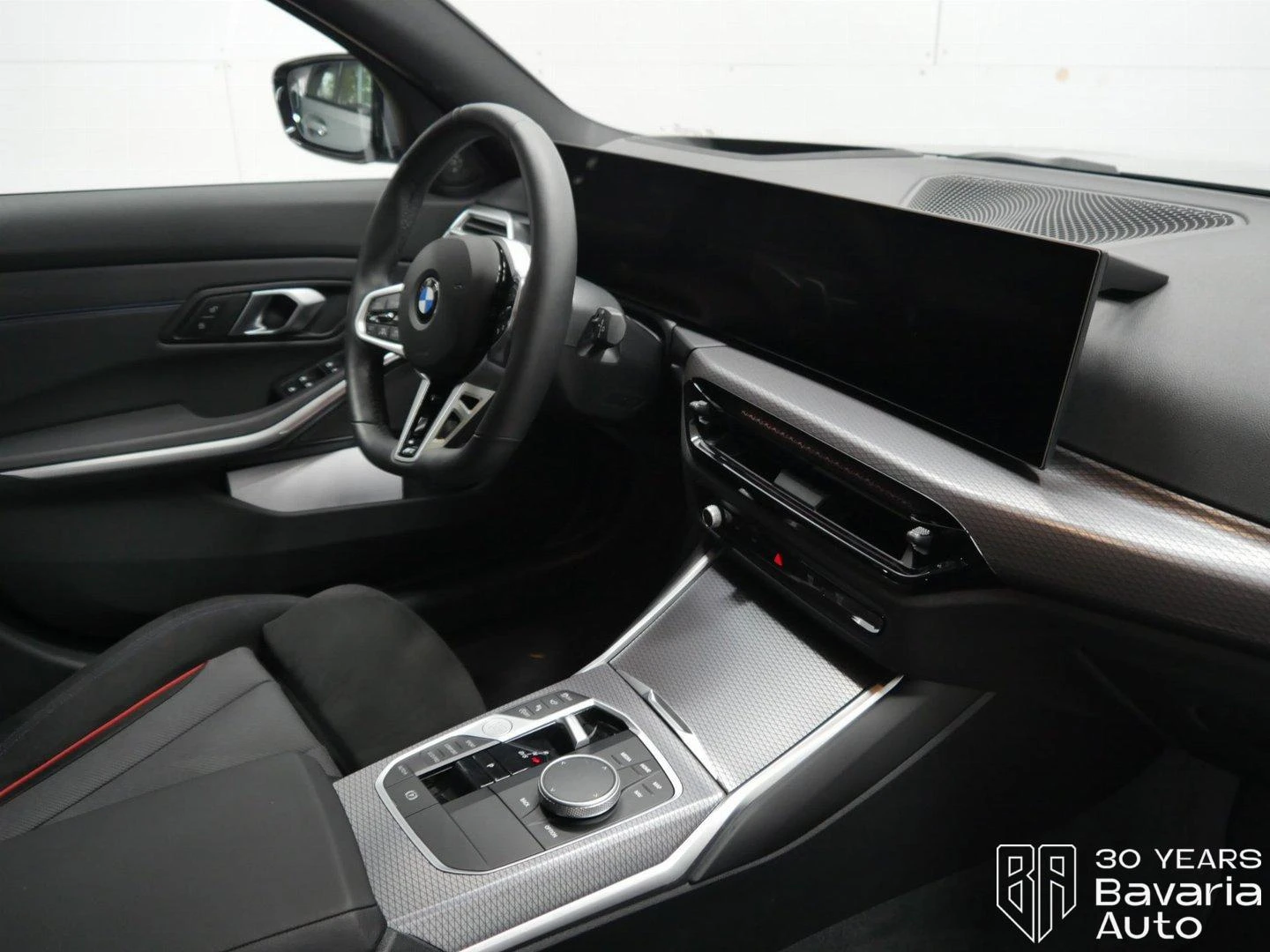 BMW 318 i Touring M Sport Paket Steptronic - изображение 7 | Auto.bg BMW 318 i Touring M Sport Paket Steptronic - изображение 7