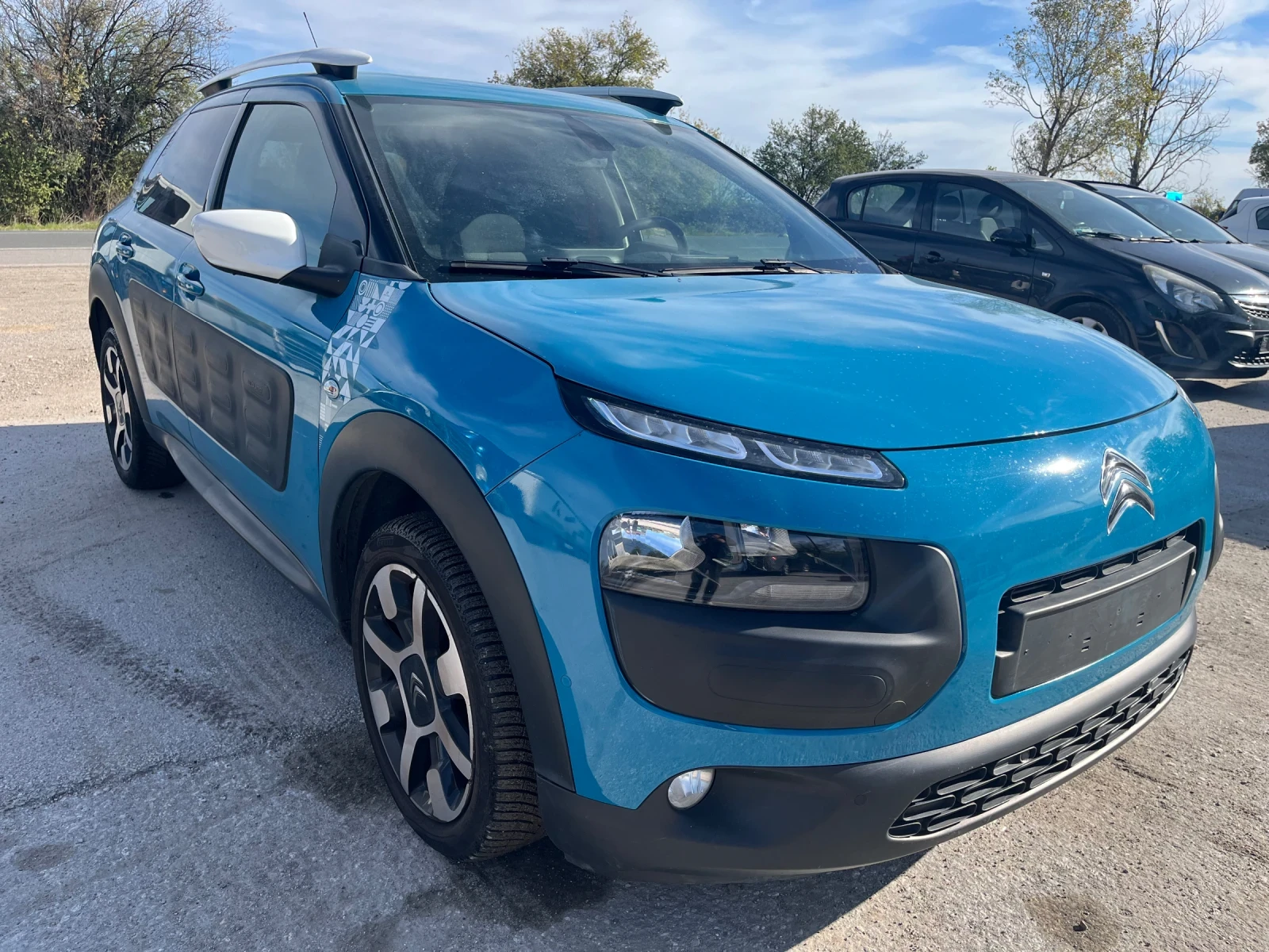 Citroen C4 Cactus 1.6 HDI, RIP GURL - изображение 3 | Auto.bg Citroen C4 Cactus 1.6 HDI, RIP GURL - изображение 3
