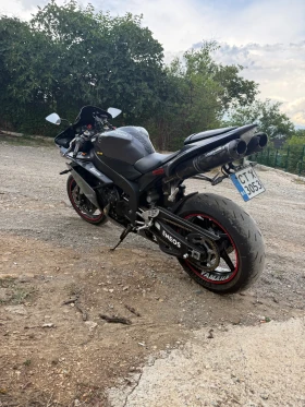 Yamaha Yzf R1 | Auto.bg — изображение 3 Yamaha Yzf R1 | Auto.bg — изображение 3