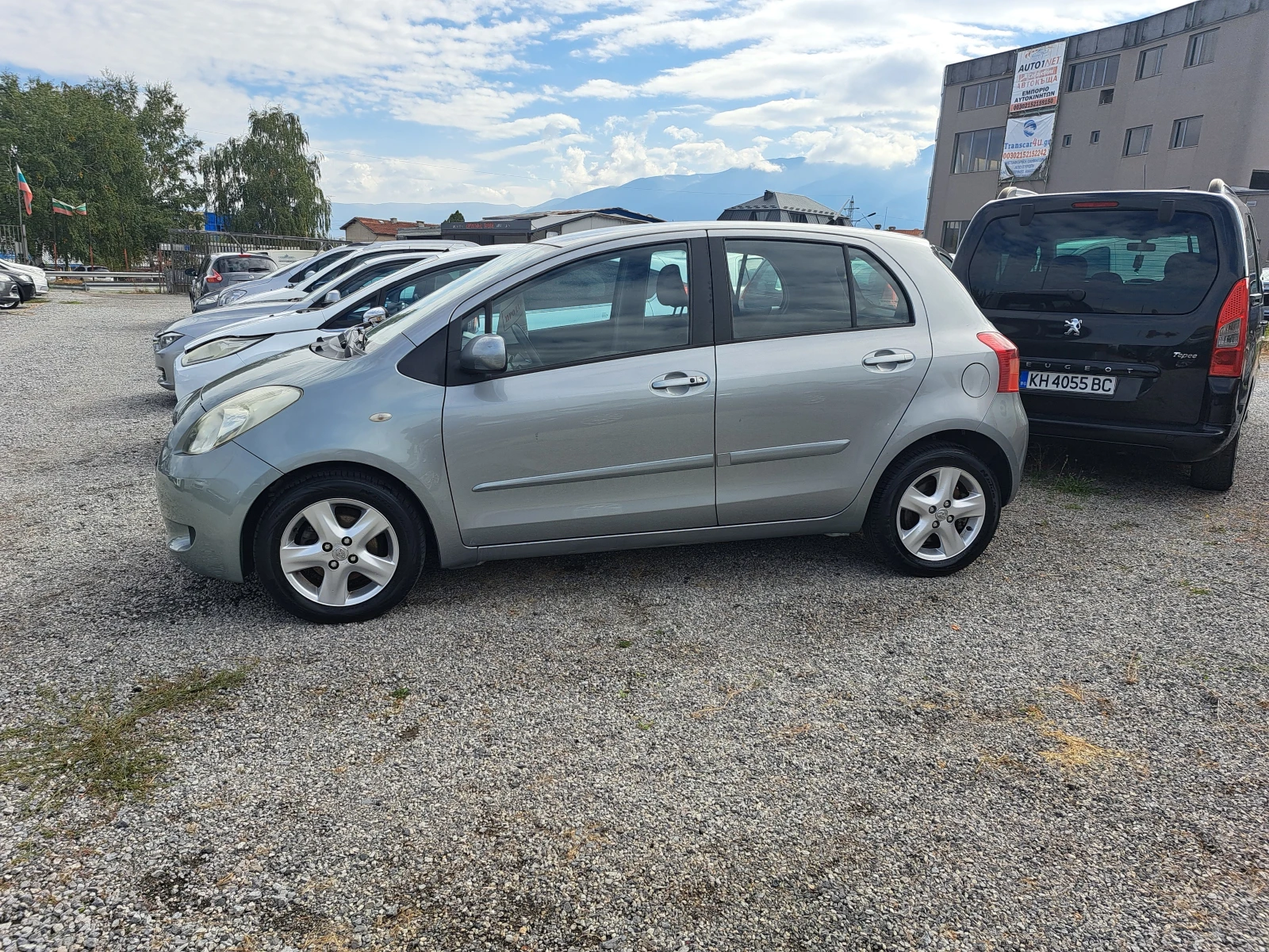 Toyota Yaris 1.3i 16V Solo - изображение 3 | Auto.bg Toyota Yaris 1.3i 16V Solo - изображение 3