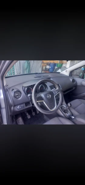Opel Meriva 1.4 TB - 555 € / 1085.49 лв. - 95802108 6 | Car24.bg Opel Meriva 1.4 TB - 555 € / 1085.49 лв. - 95802108 6