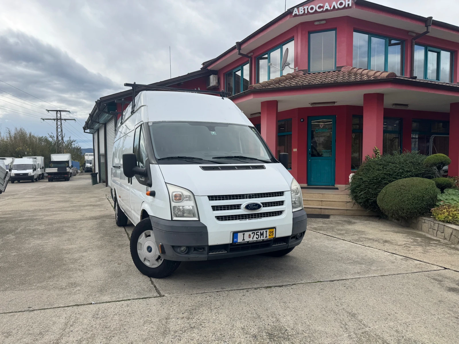 Ford Transit 2.2TDCi* Euro5* MAXI* Климатик - изображение 2 | Auto.bg Ford Transit 2.2TDCi* Euro5* MAXI* Климатик - изображение 2