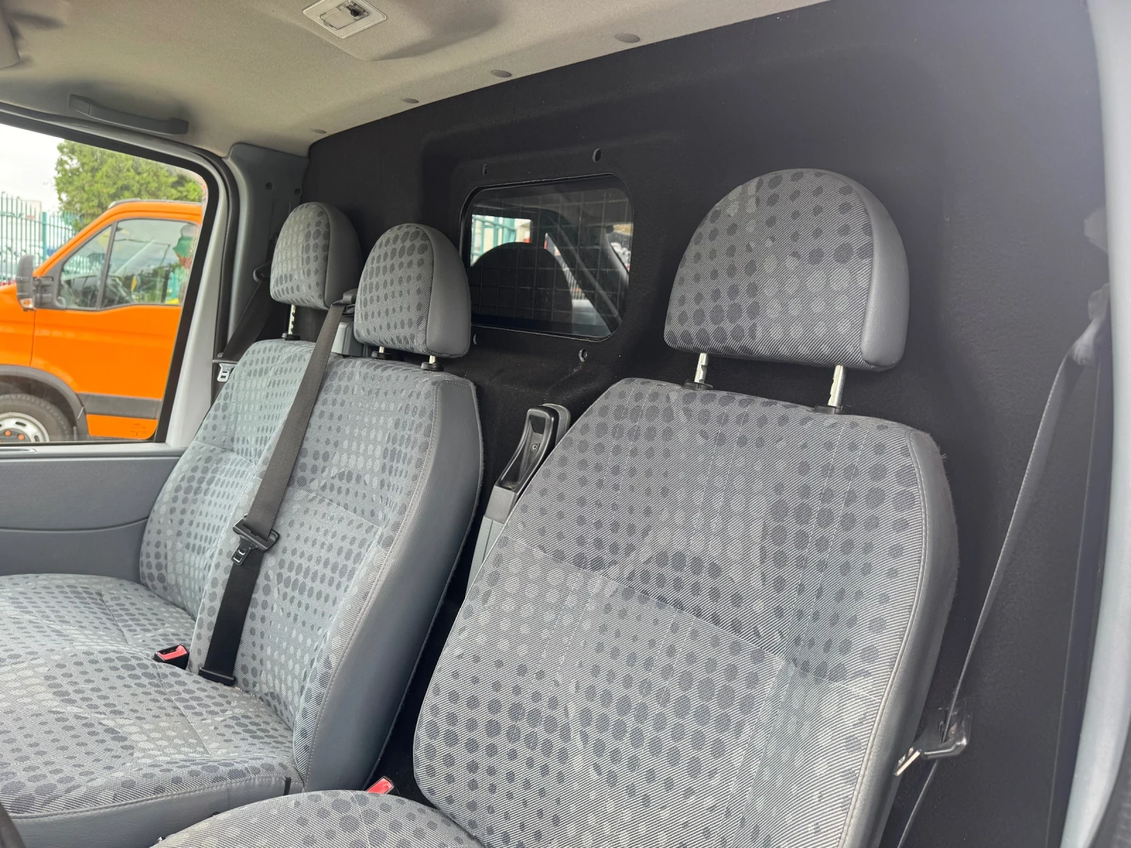 Ford Transit 2.2TDCi* Euro5* MAXI* Климатик - изображение 7 | Auto.bg Ford Transit 2.2TDCi* Euro5* MAXI* Климатик - изображение 7