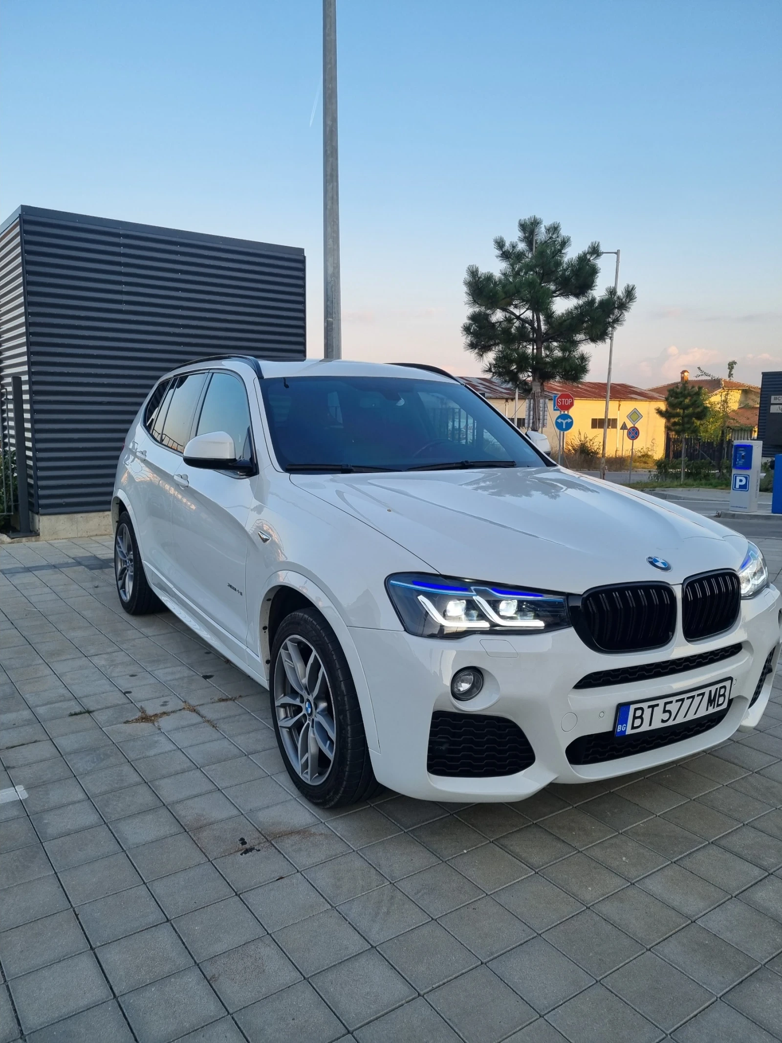 BMW X3 2.8i xDrive M-pack - изображение 3 | Auto.bg BMW X3 2.8i xDrive M-pack - изображение 3
