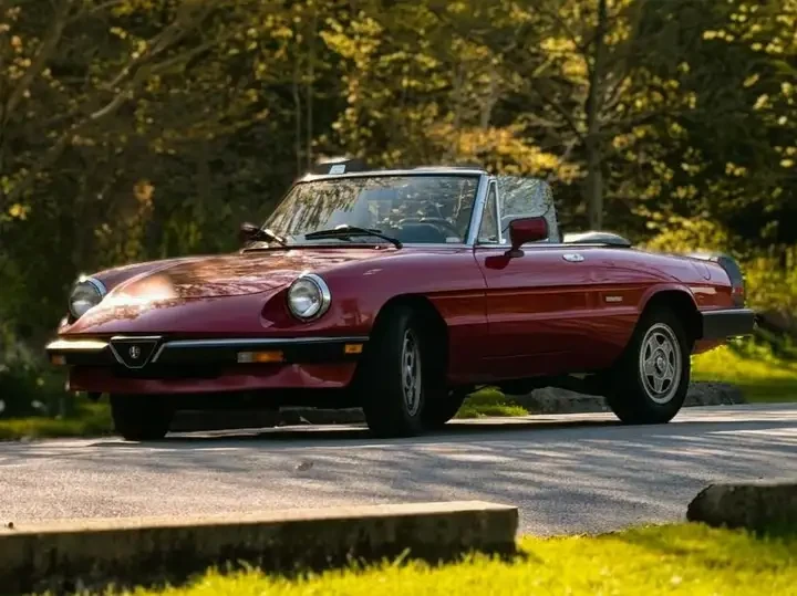Alfa Romeo Spider Veloce | Auto.bg — изображение 1 Alfa Romeo Spider Veloce | Auto.bg — изображение 1