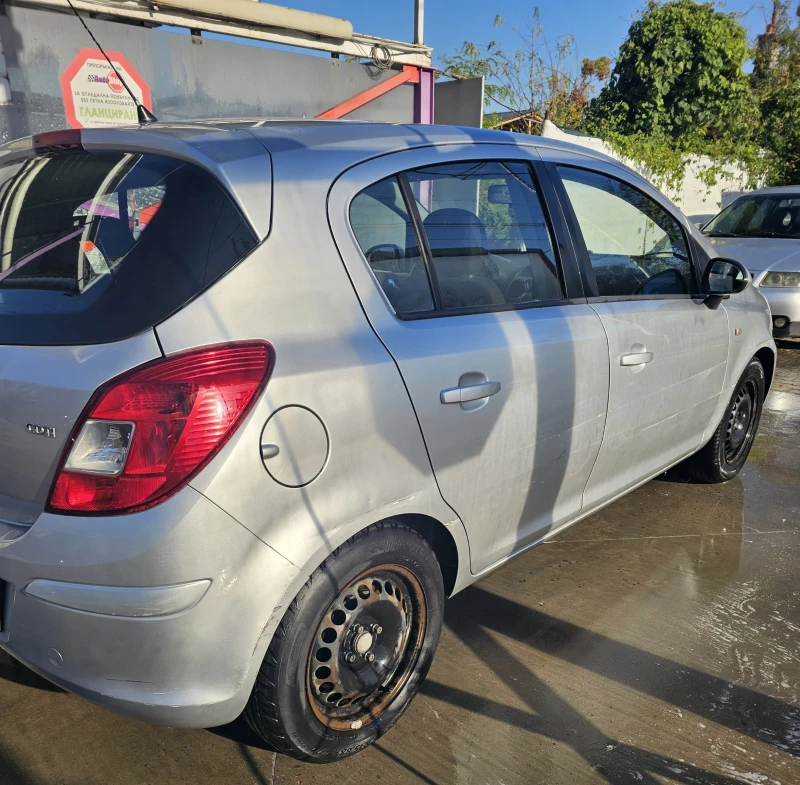 Opel Corsa - 2600 € / 5085.16 лв. - 10046188 1 | Car24.bg Opel Corsa - 2600 € / 5085.16 лв. - 10046188 1