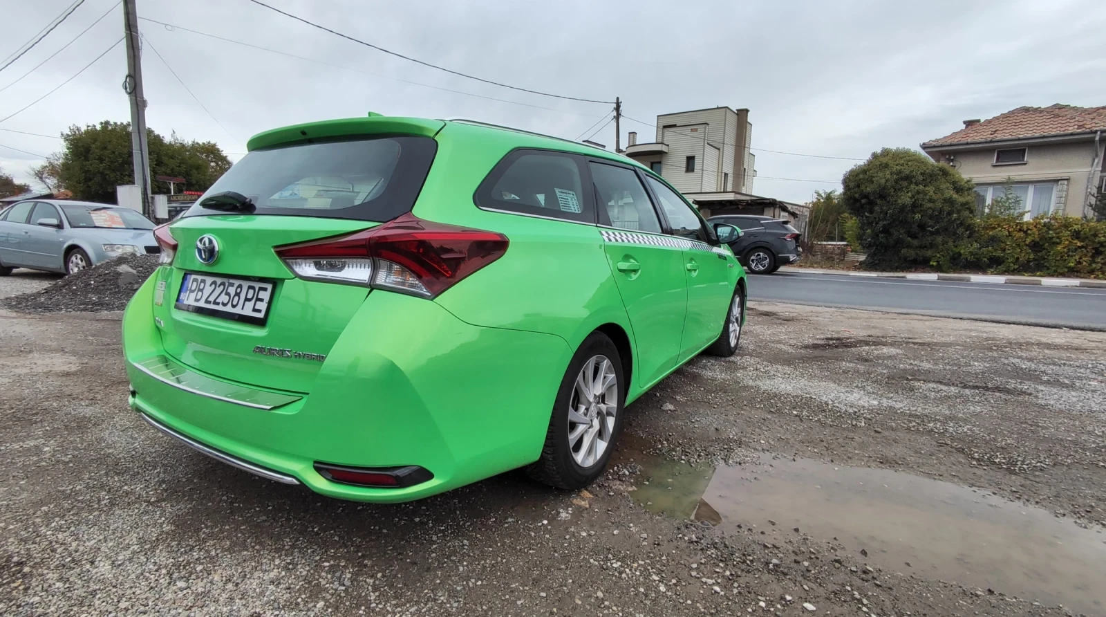 Toyota Auris Auris Hibrid - изображение 3 | Auto.bg Toyota Auris Auris Hibrid - изображение 3