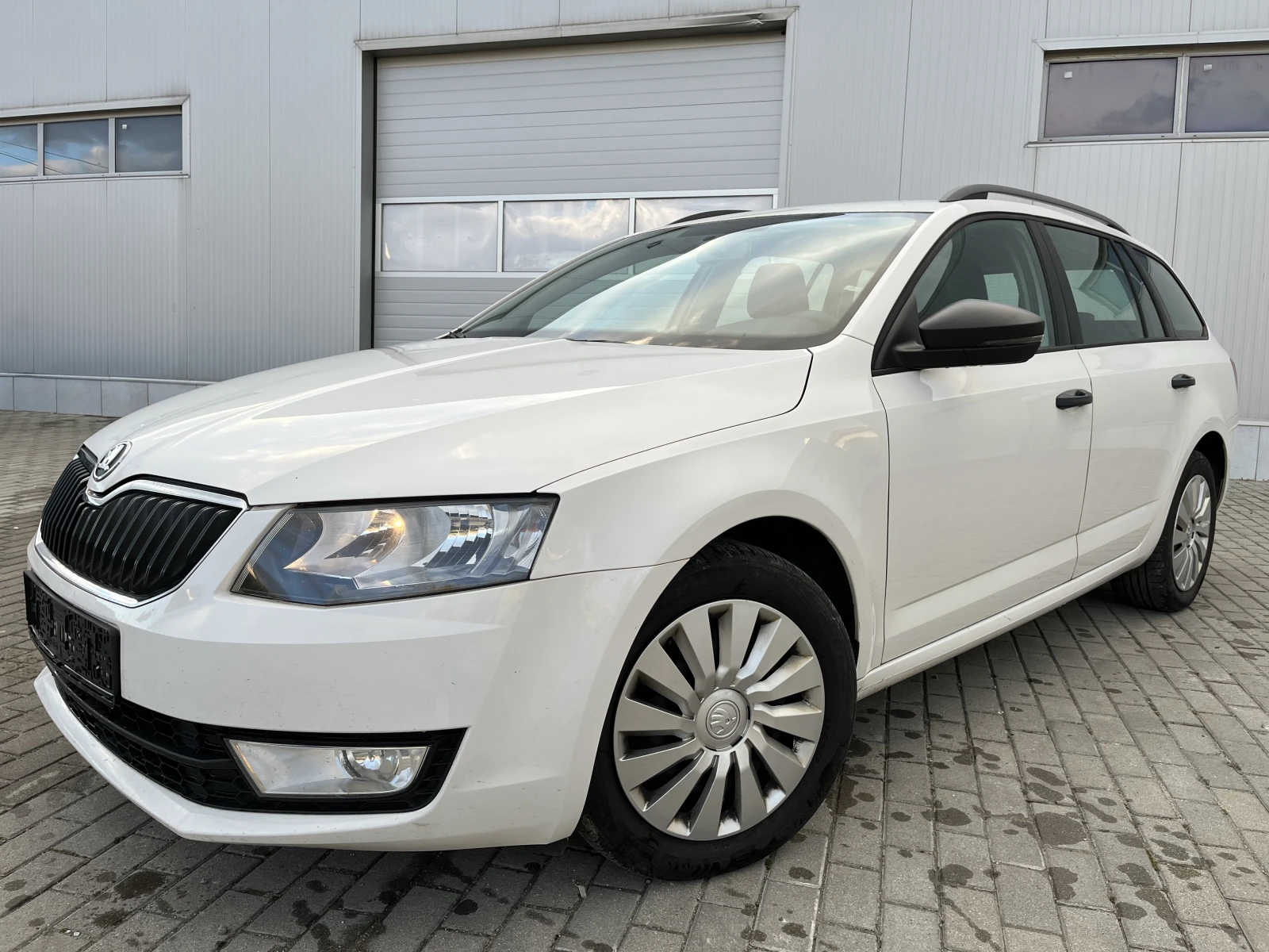 Skoda Octavia 1.4 TSI 150 к.с. Бензин ТUV-Германия - изображение 2 | Auto.bg Skoda Octavia 1.4 TSI 150 к.с. Бензин ТUV-Германия - изображение 2