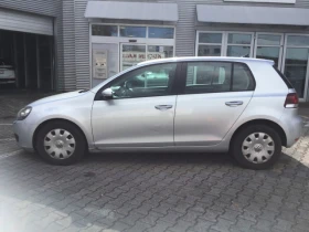 VW Golf 2.0TDI Германия Климатроник Подгрев Парктроник Е5 - 3200 € / 6258.66 лв. - 28263378 4 | Car24.bg VW Golf 2.0TDI Германия Климатроник Подгрев Парктроник Е5 - 3200 € / 6258.66 лв. - 28263378 4