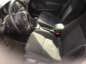 VW Golf 2.0TDI Германия Климатроник Подгрев Парктроник Е5 - 3200 € / 6258.66 лв. - 28263378 5 | Car24.bg VW Golf 2.0TDI Германия Климатроник Подгрев Парктроник Е5 - 3200 € / 6258.66 лв. - 28263378 5