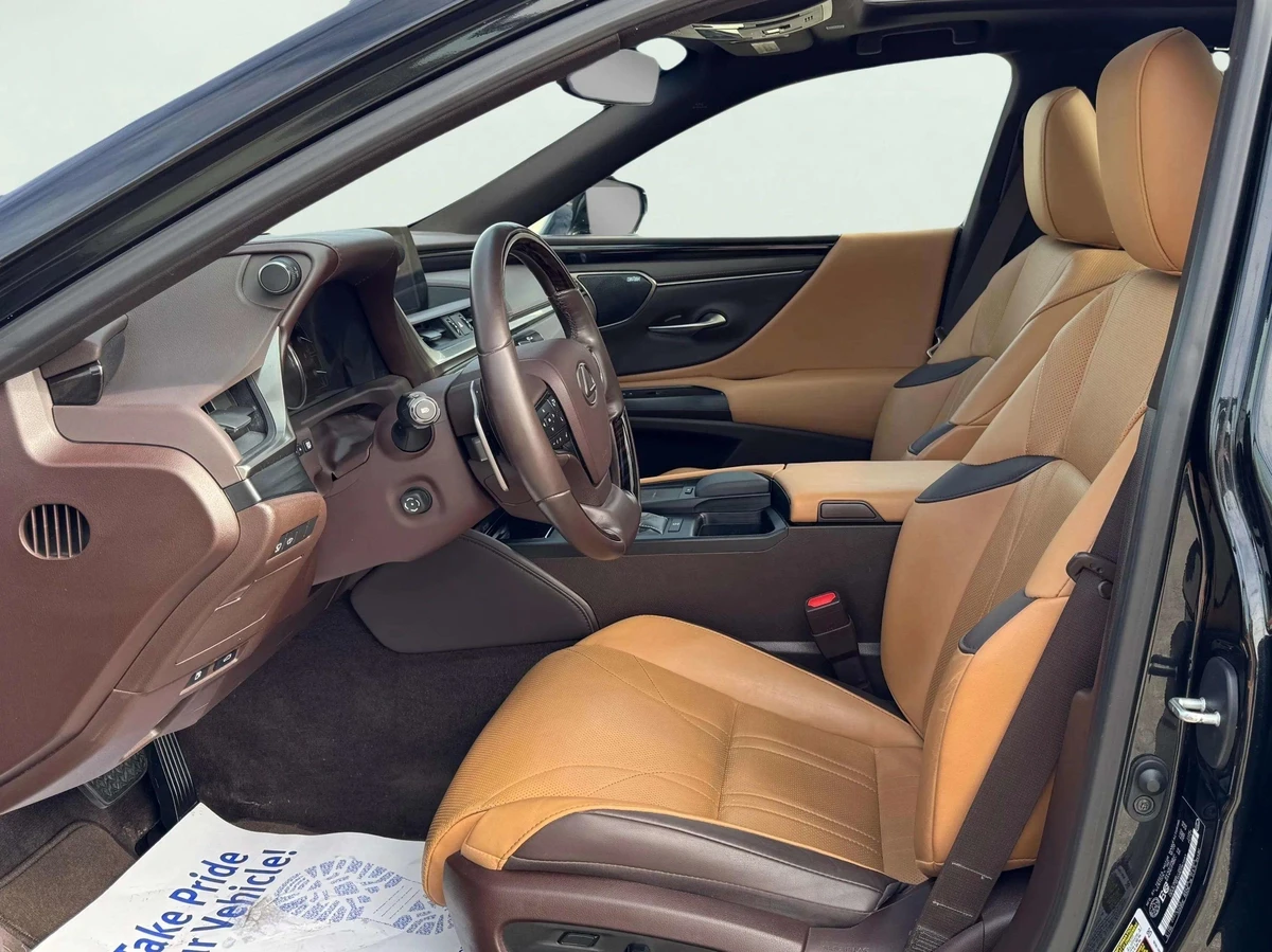 Lexus ES 350 Mark & Levinson / ОБДУХВАНЕ / Flaxen Interior - изображение 5 | Auto.bg Lexus ES 350 Mark & Levinson / ОБДУХВАНЕ / Flaxen Interior - изображение 5